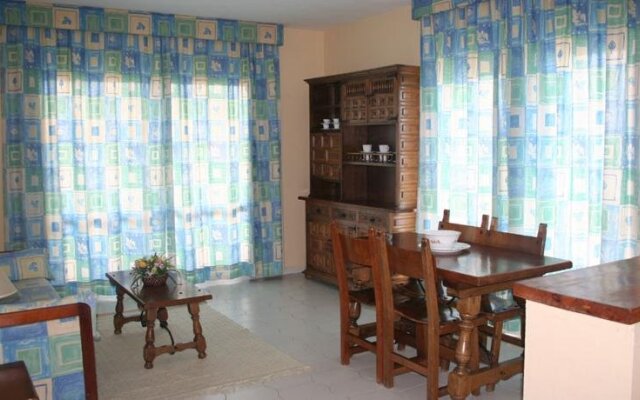 Apartamentos Benal Beach - Geinsa