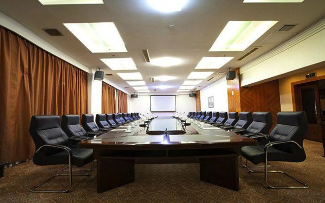 Zhejiang Jiaxing Pujing Hotel