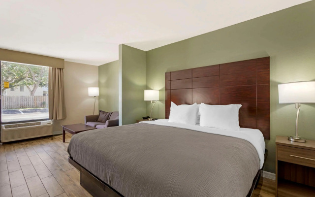 Quality Inn & Suites St Augustine Beach Area