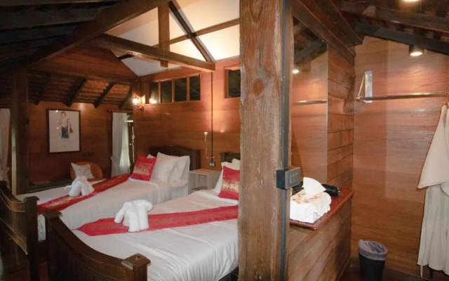 Royal Train Garden Resort By Zuzu