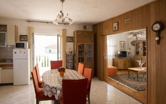 Žana - 30m From Beach - A1