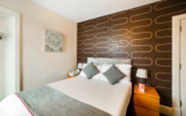 OYO Braeriach Hotel