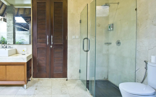 Villa Ininda and Ligaya