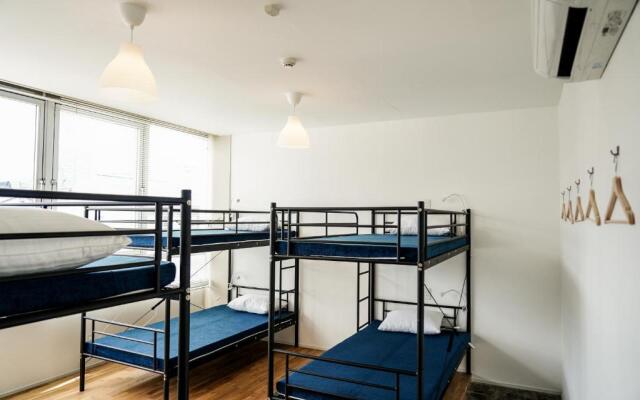 Arashima Hostel