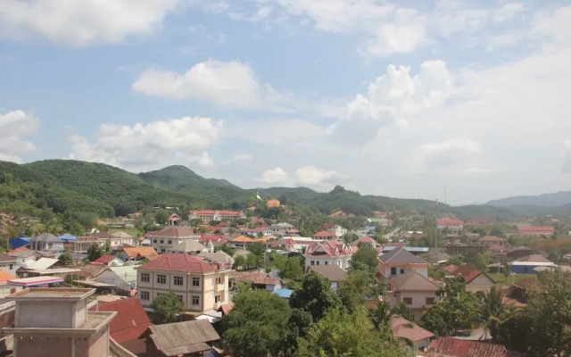 Royal Hotel Luang Namtha ' Huang Ching'