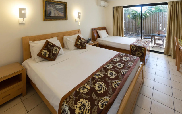 Novena Palms Motel