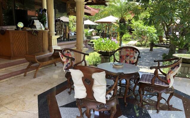 D'Kubu Legian Villa & Guest House