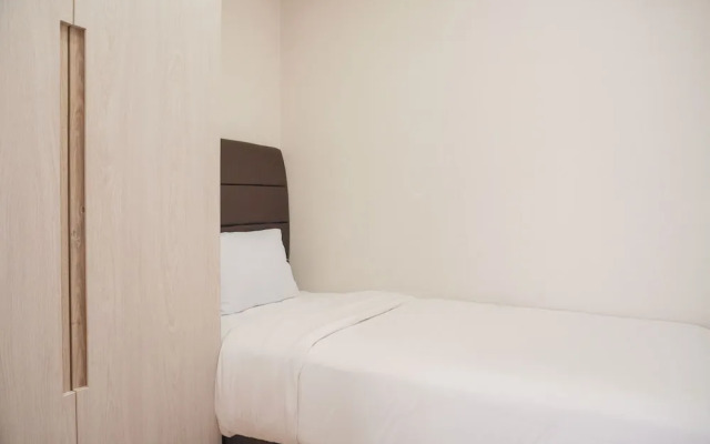 Modern Look And Comfy 2Br Menteng Park Apartment