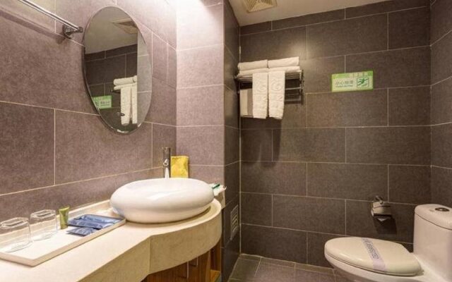 Apple Designer Hotel