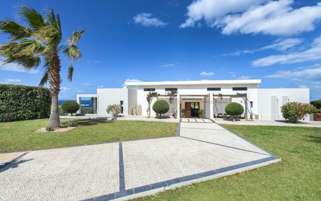 Villa Jamila by Cura Villas Collection