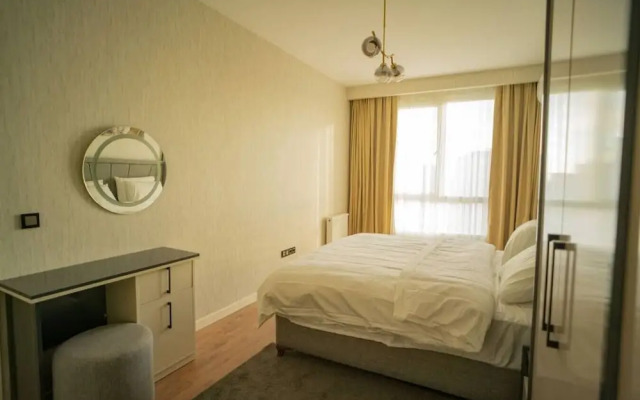 Luxurious 2 1 Apartment Near Mall of Istanbul