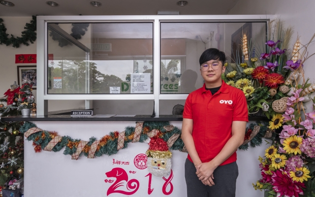 OYO 614 D'PINETREES Hotel
