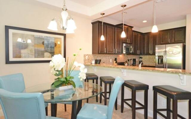 Tropical Fountains 3 Bedroom Condo by RedAwning