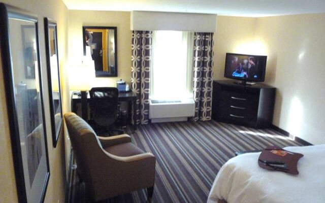 Hampton Inn & Suites Flint/Grand Blanc