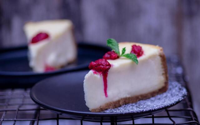 Holiday Inn Express Ahmdabad Prahlad Nagar by IHG