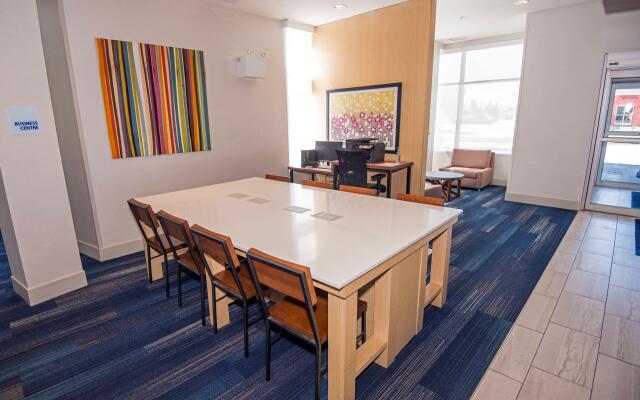Holiday Inn Express Red Deer North by IHG
