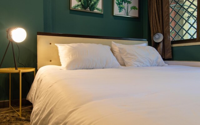 3 Br/ 300 Sqm/siam&platinum /wifi/hbo Go/ Netflix