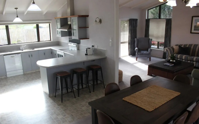 Awanui Bed and Breakfast
