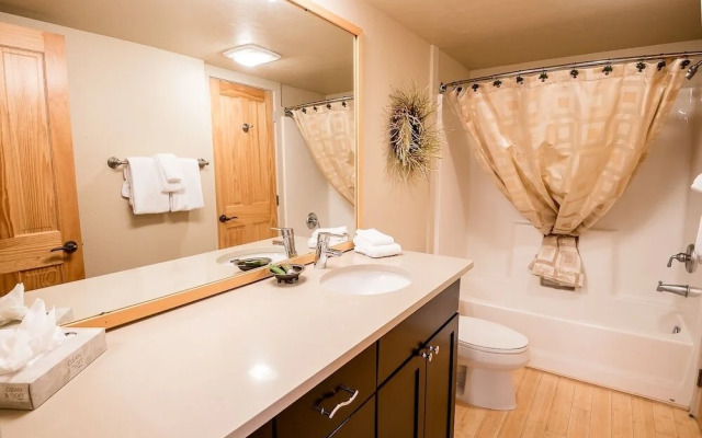 Crestview in River Run by Alpine Lodging