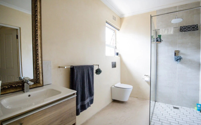 Fairview Crescent 03 by CTHA