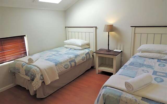 Jolly Jenny at The Dunes