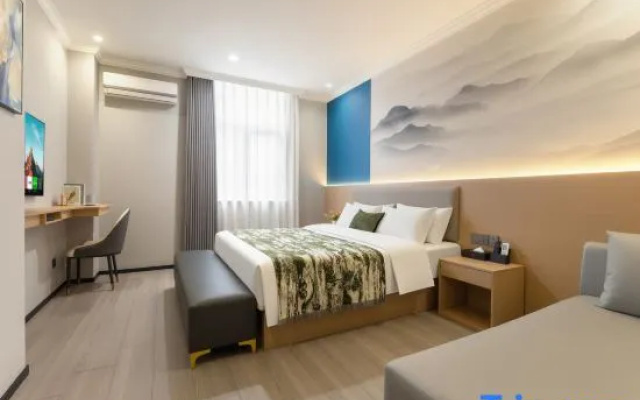 Zhongshan | Mucheng · Hotel · Mucheng Hotel (Xiaolan Daxin Xindu Hui Shengping Night Snack Street)
