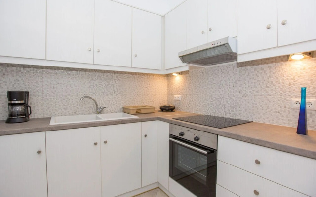 Kastro Apartments
