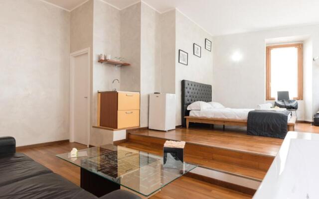 PLAZA SUITE Collection