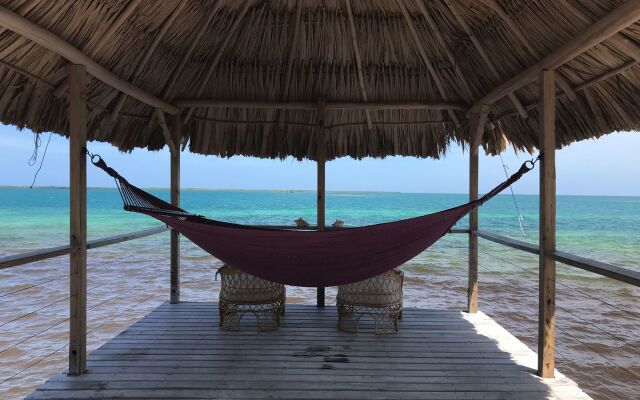 Thatch Caye, a Muy'Ono Resort