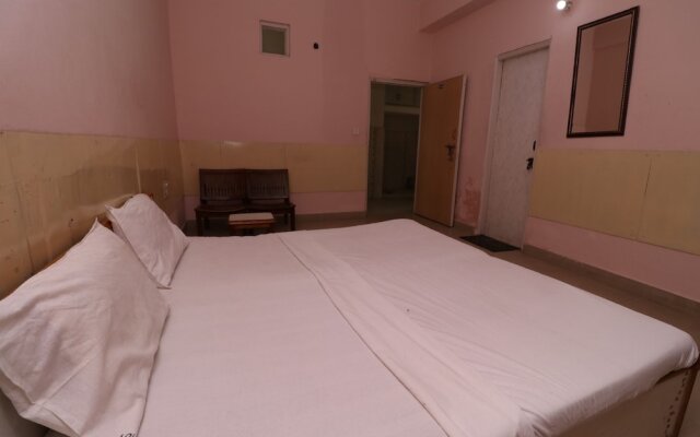 Hotel Grace by OYO Rooms