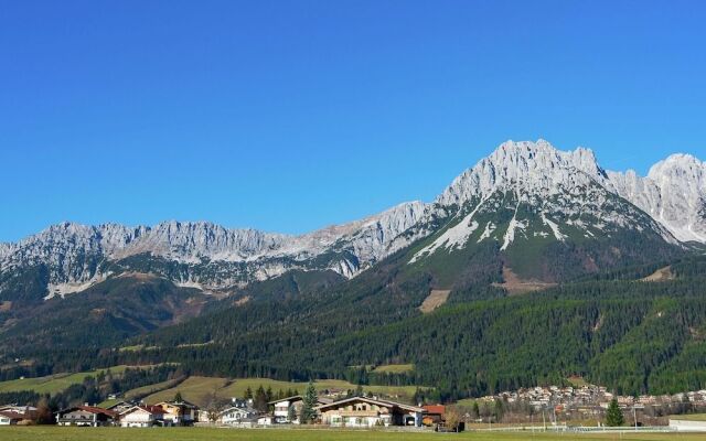 Charming Chalet in Ellmau Near Skiwelt Ski Area