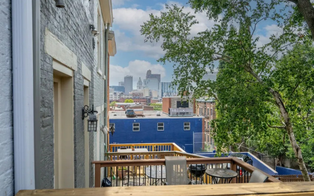 Mansfield Modern Oasis