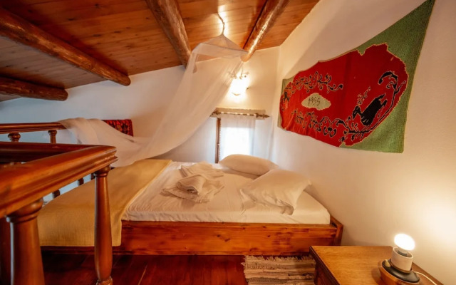 Agapi s Charming Retreat - Rustic Escape By Chania