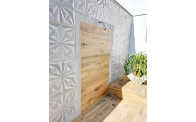 Af-39 NOVO, AR, PISCINA, CHARMOSO E BEM LOCALIZADO