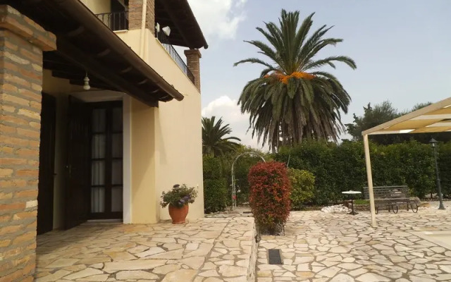 La Perla Villa