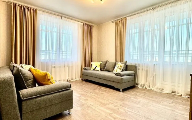 Апартаменты на проспекте Раиса Беляева, 42а