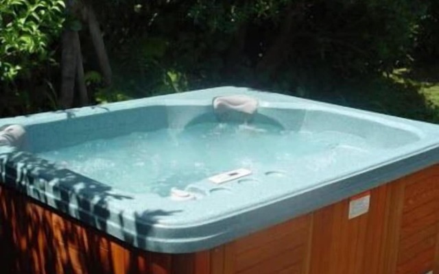 Moanarua Beach Cottage