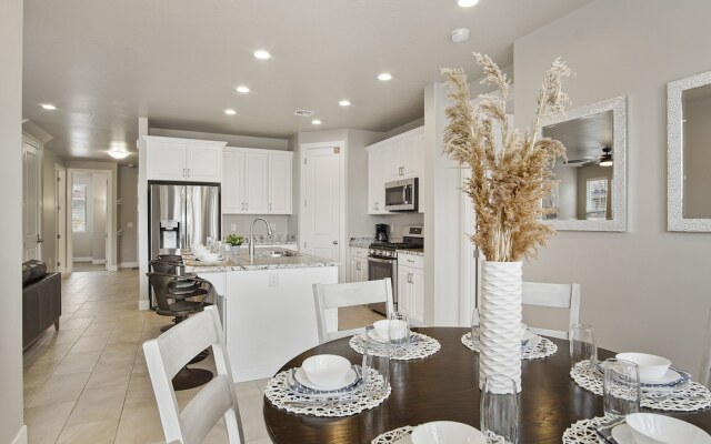 Endless Summer/ Brand New Waterpark!