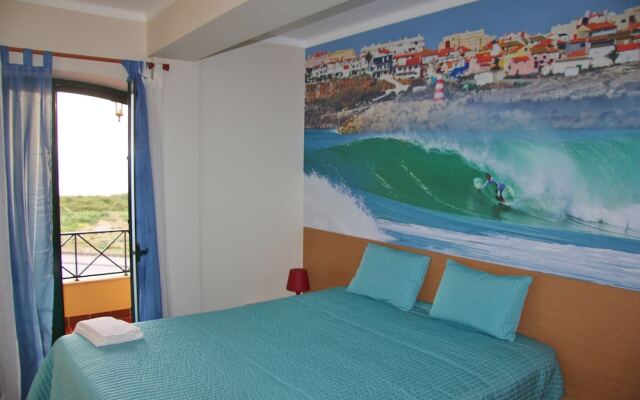 Supertubos Beach Hostel