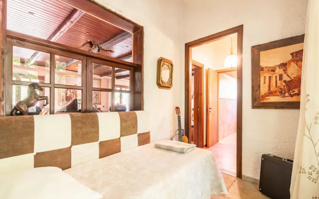Estate Villa OINOI with Pool