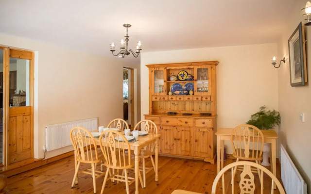 Capolla House, Clifden