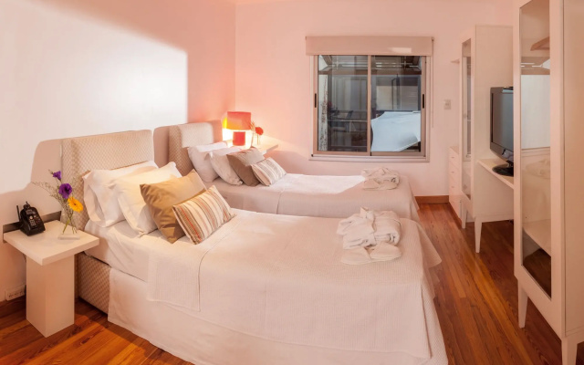 Vain Boutique Hotel