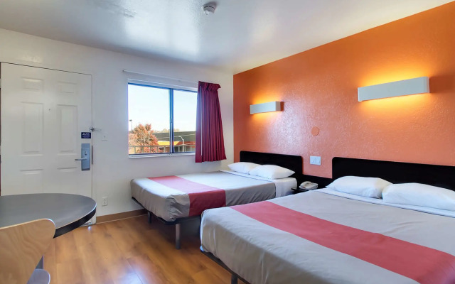 Motel 6 Capitol Heights, MD - Washington