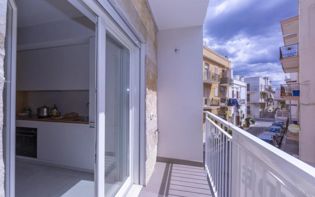 Mina Apartment 100m From Sea