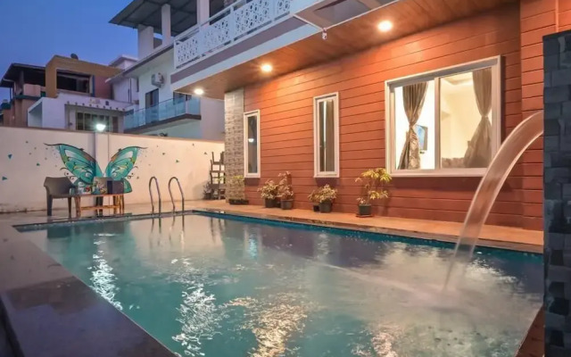 Paramount By Joy Suites