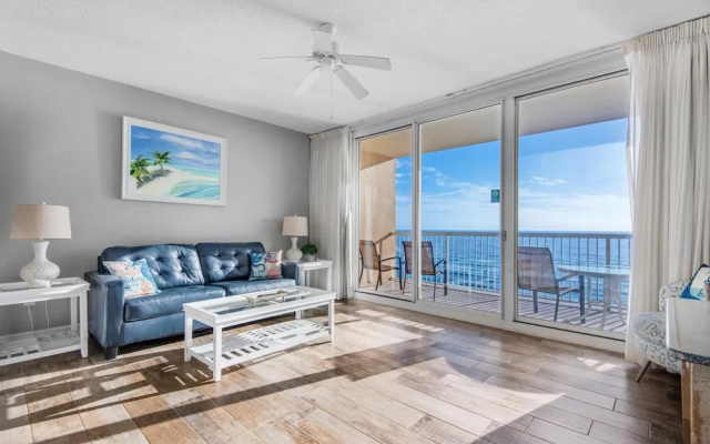 Majestic Beach Towers 1-1210
