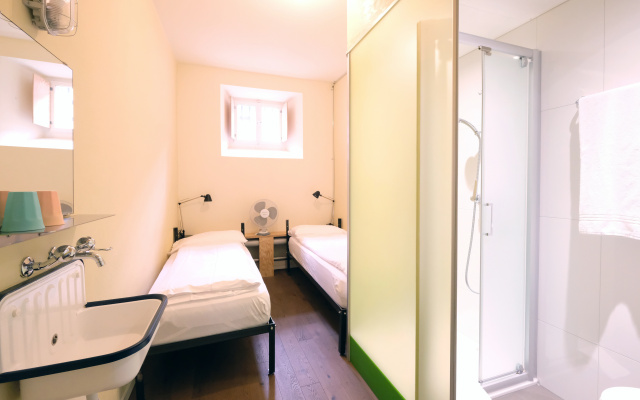 Barabas - Hostel – Guest Rooms – Lucerne