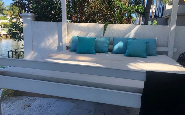 Villa San Souci - Waterfront