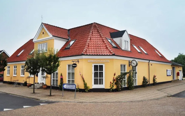 hotelImage