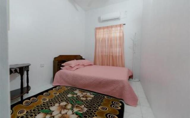 Umaira Meru Raya Homestay